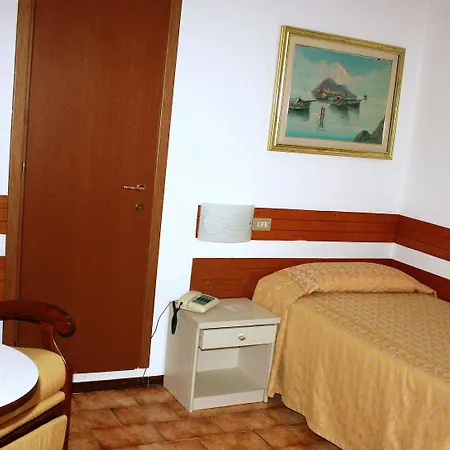 Hotel Piccolo Milan