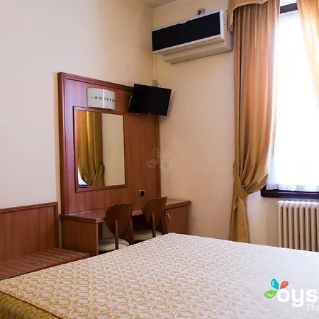 Piccolo 3* ميلان